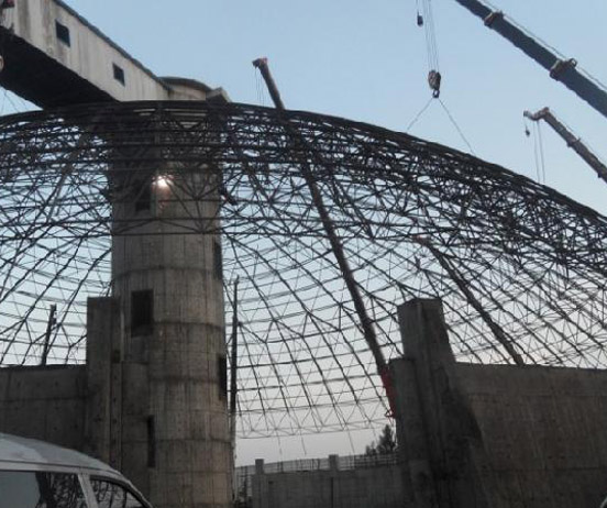 平湖网架分条或分块安装法